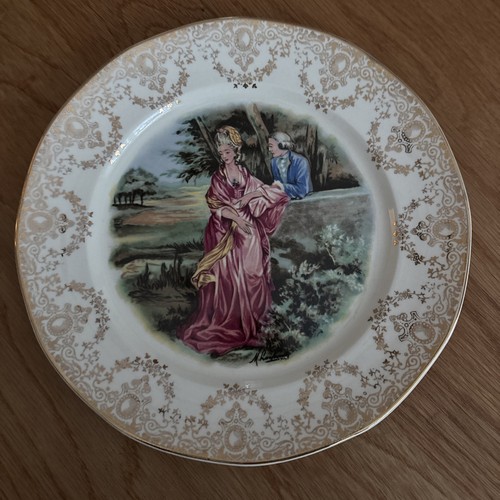 Vintage royal tudor ware - royal,