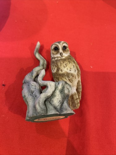 Owl tree trunk signed - on,