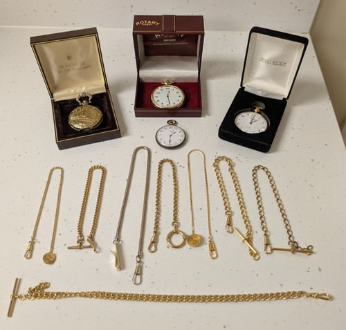 Pocket watch and chain - ,
