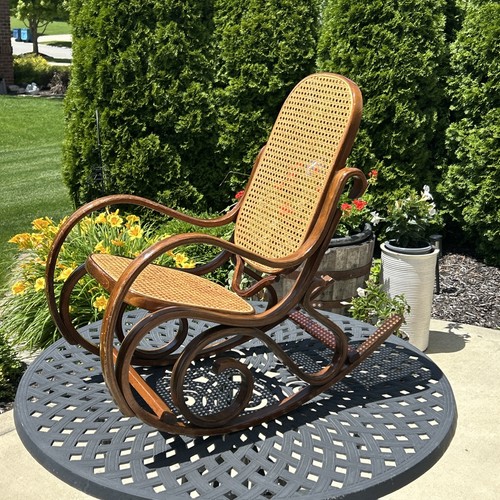 Vintage child thonet style - child,
