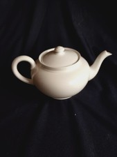 SHELLEY WHITE Tea Pot  classic