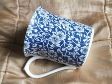 Queens small china mug: blue &