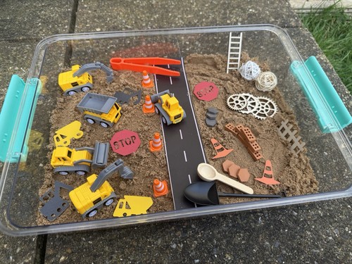 Construction fun sensory play - sensory,
