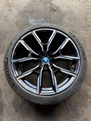 Bmw diamond cut alloy - 19",