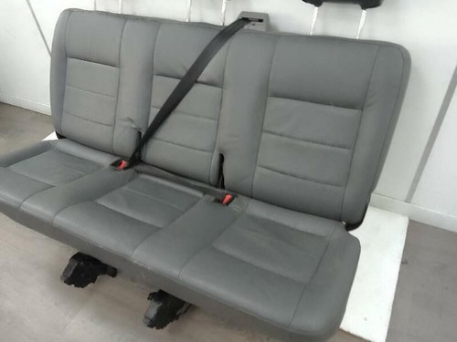 663404 rear seats volkswagen - rear,