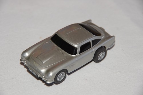 12v micro scalextric aston - -,