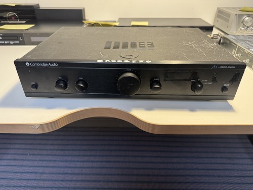 Cambridge audio stereo - a1, v3