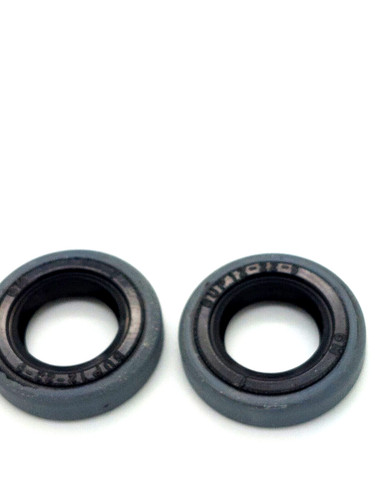 Crank oil seals stihl hs81 - crank,