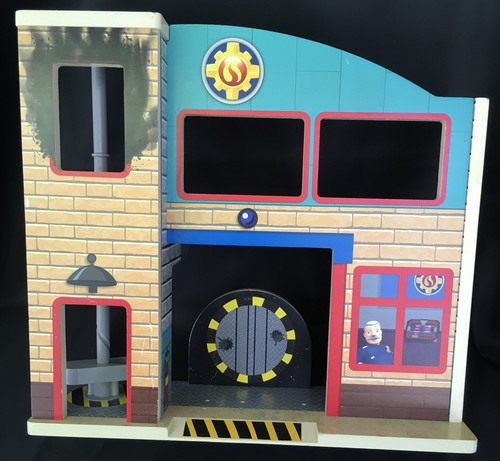 Fireman sam fire station - sam,