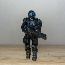 Gears of war figure carmine  