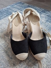 Graceland Platform Shoes