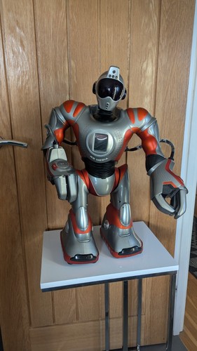 Wowwee robotics media - robotics, robot