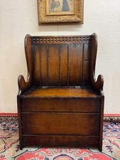 QUALITY TITCHMARSH AND GOODWIN CARVED OAK BOX SETTLE / SEAT