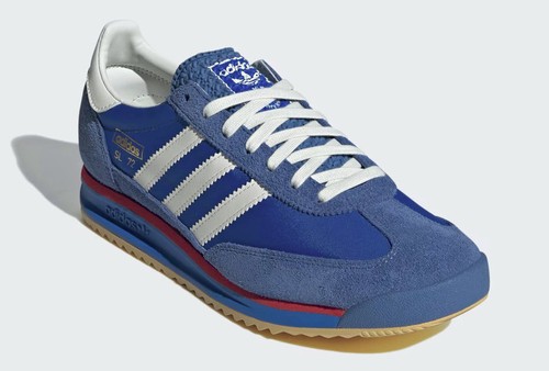 Adidas uk size 9 - sl, rs