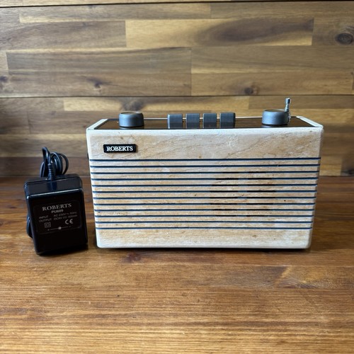 Roberts r761 portable radio - roberts, fm