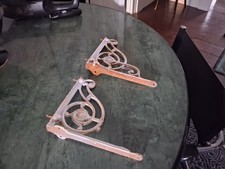 Pair of Attractive and Robust