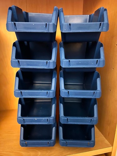 Plastic parts storage - 10,
