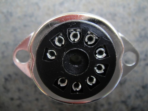 Spare valve socket for advance - valve,