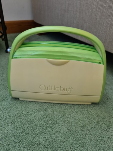 Cuttlebug portable die - cuttlebug,