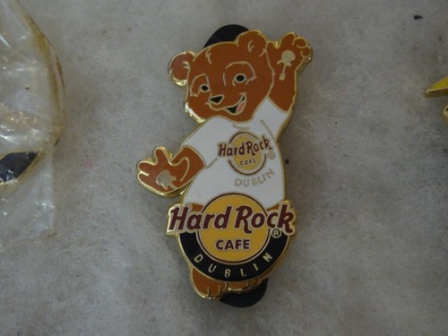 Hard rock cafe - cafe, pin