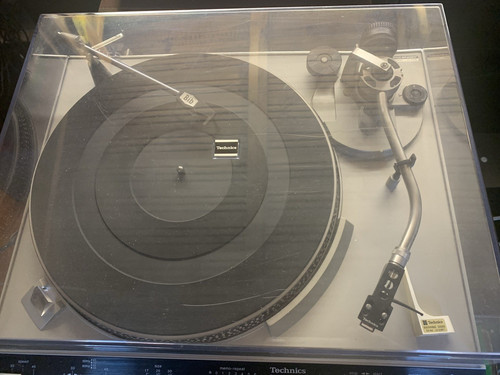 Technics 3300 turntable - technics, sl-3300