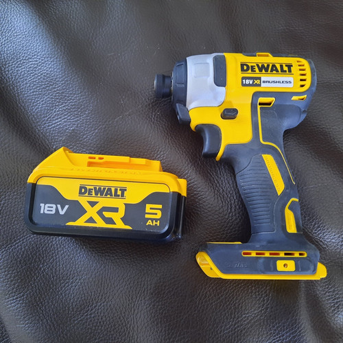 Brand new dewalt - brand,