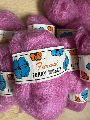 Vintage furwul furry - vintage,