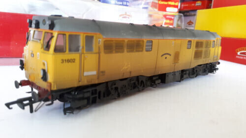 Hornby r3745 network rail - hornby,