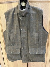 Country Shooting Waistcoat / Gilet Size Tweed Size small Immaculate Condition