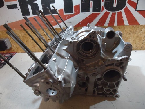 Yamaha yzf1000r crankcases - yzf1000r,