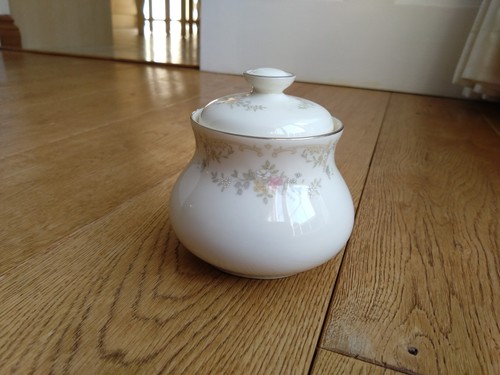 Royal doulton the - royal, romance