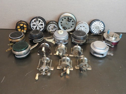 Vintage fishing reels lot - fishing,