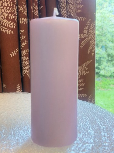 Lilac pillar candle 18x7cm - lilac,