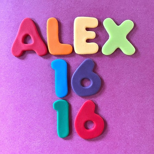 Edible 5cm letters - 5cm,