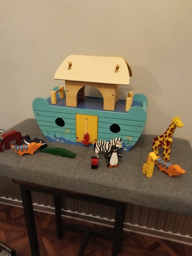 Noah ark wooden thai but - wooden,
