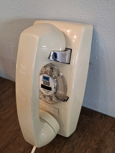 Vintage ivory itt model - vintage,