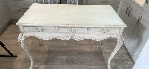 Shabby chic furniture used - shabby,