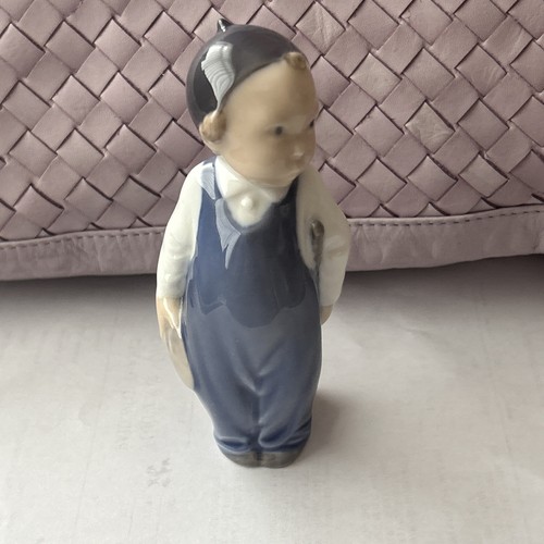 Royal copenhagen 3235 boy - royal,
