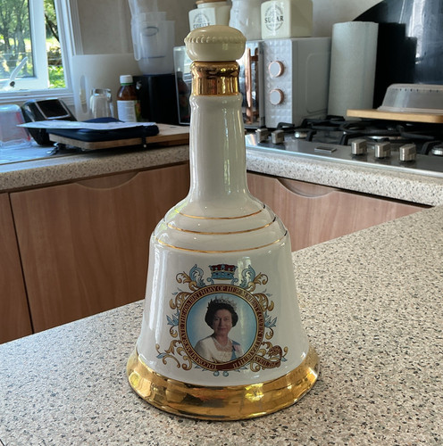 Bell scotch whisky porcelain - bell's,