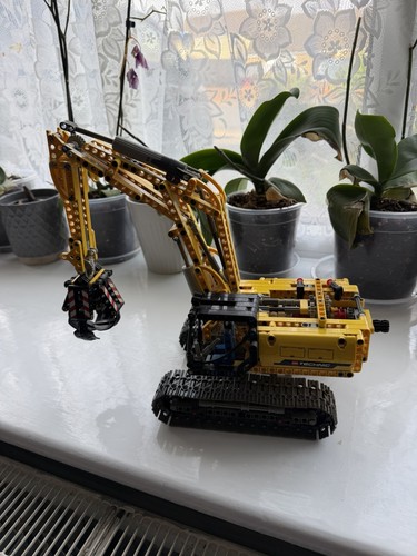 Lego technic excavator 42006 - technic,