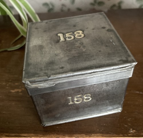 Vintage tea auction - vintage, sample