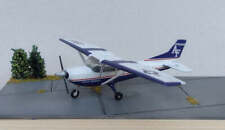 Decarli Model 7222 1:72 Cessna 172 with Decals for USAF and Iraqi Air Force