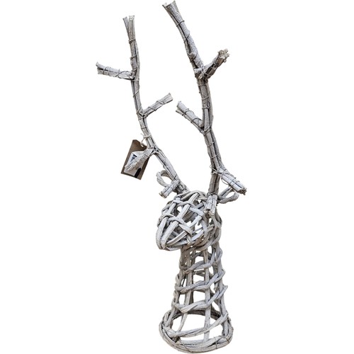 Natural rattan deer head - natural,