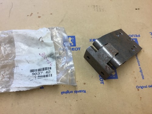 Genuine peugeot 505 - ,