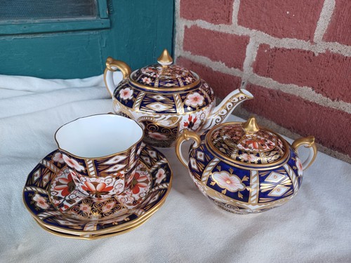 Vtg royal crown derby england - vtg,