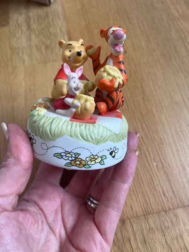Winnie the pooh ornaments - winnie,