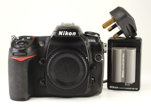 Nikon d300s dslr camera body - nikon,