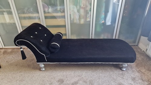 Black velvet chaise - velvet, lounge