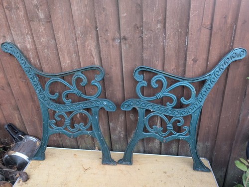 Vintage cast iron - cast,