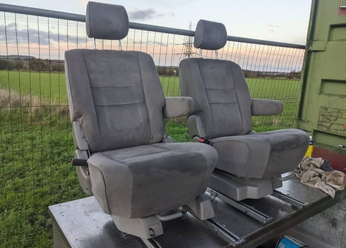 Swivel captain seat grey - swivel,